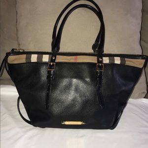 authentic Burberry purse